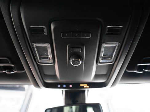 Used 2022 Chevrolet Tahoe LT AWD/4WD image 17
