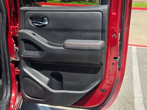 Used 2022 Nissan Frontier Pro-X RWD image 26