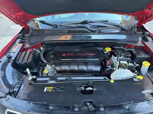 Used 2018 Jeep Compass Latitude w/ Popular Equipment Group image 11