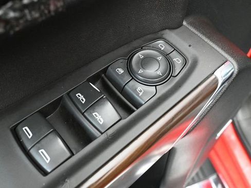 Used 2021 GMC Sierra 1500 SLT image 23