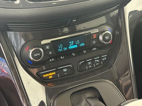 Used 2015 Ford Escape Titanium w/ Equipment Group 301A FWD image 20