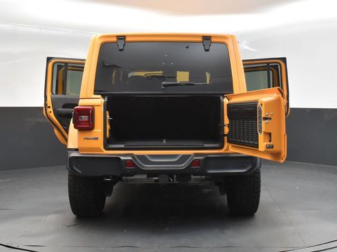 Used 2021 Jeep Wrangler Unlimited Sahara w/ Cold Weather Group image 54