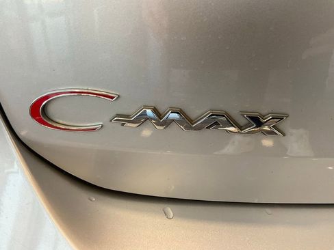 Used 2017 Ford C-MAX SE w/ Equipment Group 201A image 21