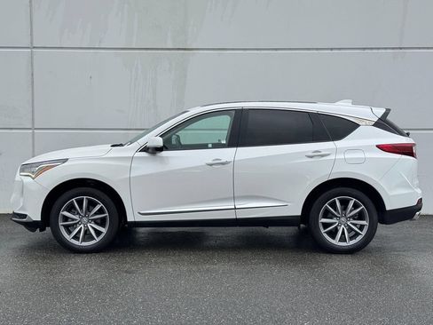 Used 2023 Acura RDX AWD w/ Technology Package image 4