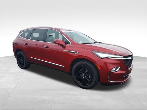 Used 2024 Buick Enclave Essence w/ Experience Buick Package FWD image 7