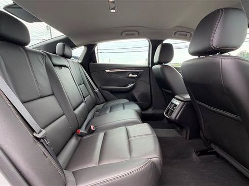 Used 2018 Chevrolet Impala LT w/ LT Leather Package FWD image 39