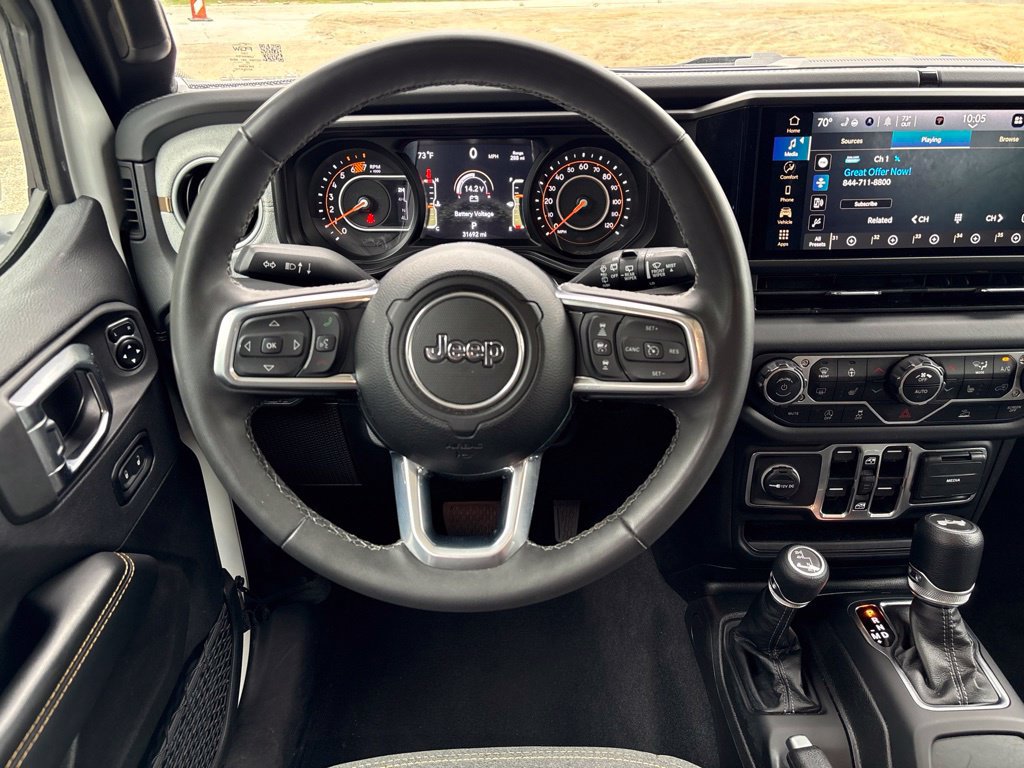Used 2025 Jeep Wrangler Unlimited Sahara AWD/4WD image 29