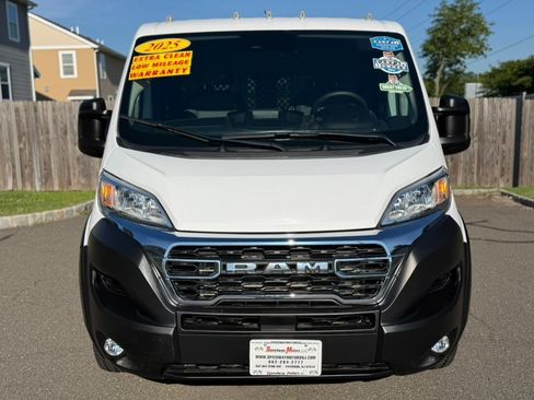 Used 2025 RAM ProMaster 2500 w/ U-Haul Equipment Group FWD image 9