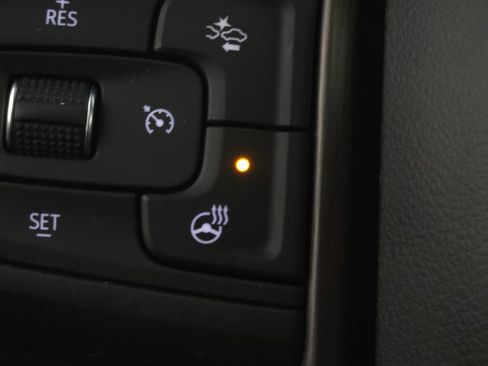 Used 2021 GMC Sierra 1500 AT4 w/ AT4 Premium Package image 8