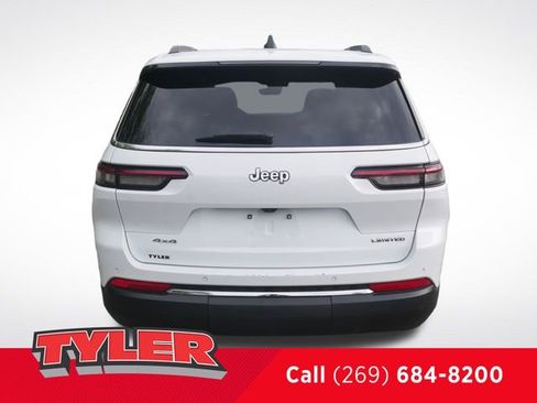 Used 2023 Jeep Grand Cherokee L Limited AWD/4WD image 7