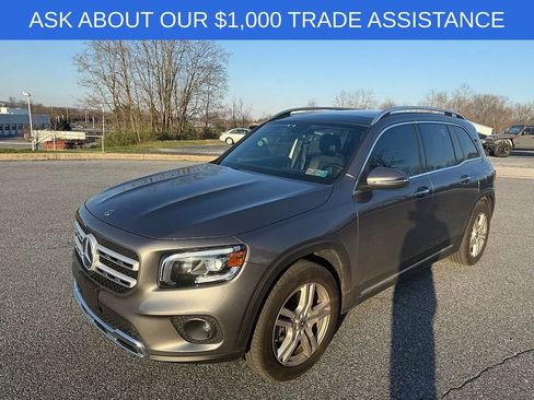 Used 2021 Mercedes-Benz GLB 250 4MATIC image 8