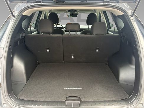 Used 2025 Hyundai Tucson SE FWD image 22