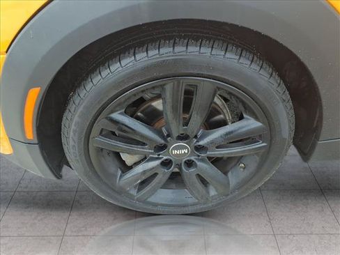 Used 2017 MINI Cooper S FWD image 13