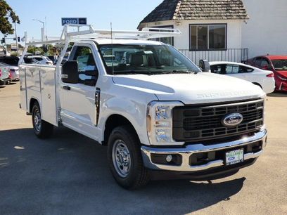 New 2026 Ford F250 XL w/ XL Chrome Package