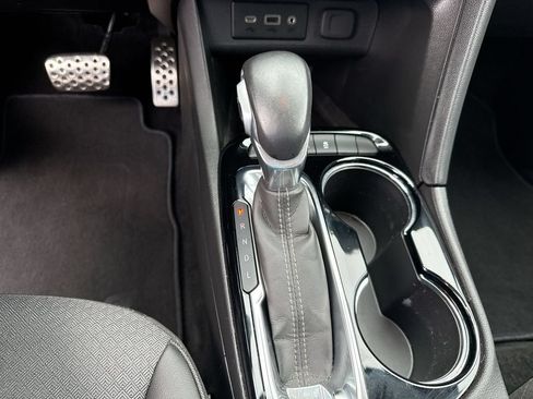 Certified 2023 Buick Encore GX Select w/ Sport Touring Package FWD image 17