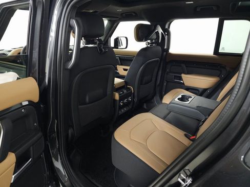 New 2026 Land Rover Defender 110 V8 AWD/4WD image 37