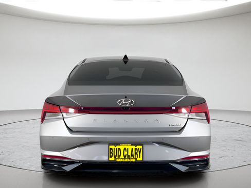 Certified 2023 Hyundai Elantra Limited FWD image 4