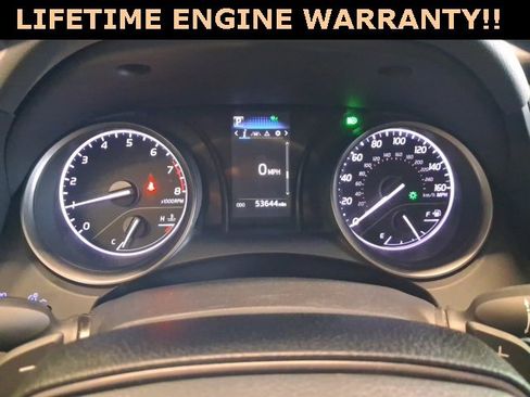 Used 2024 Toyota Camry SE image 10