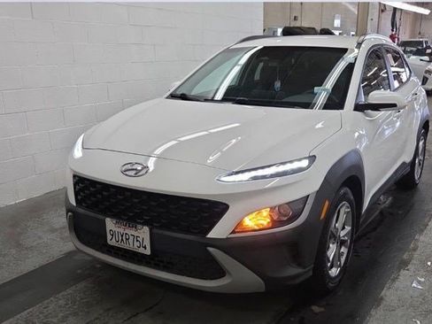 Used 2022 Hyundai Kona SEL FWD image 1