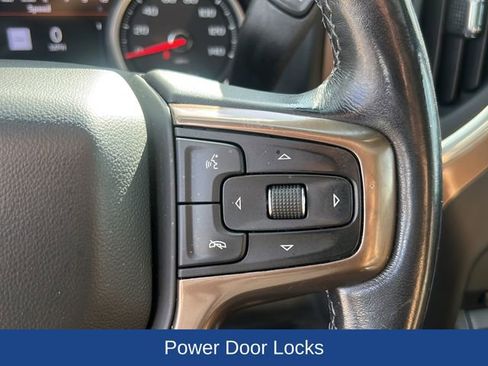 Used 2022 Chevrolet Silverado 1500 High Country w/ Technology Package image 23