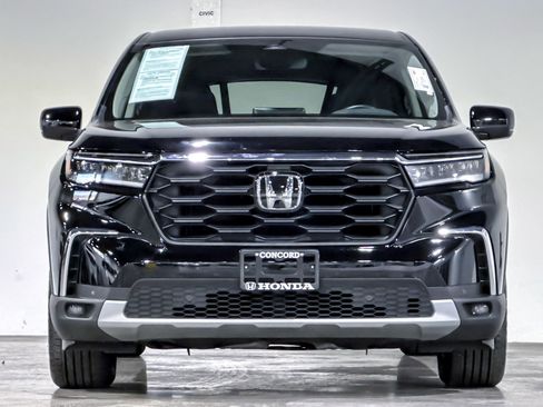 Used 2025 Honda Pilot EX-L image 6