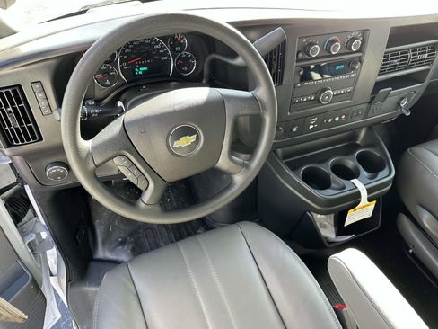New 2025 Chevrolet Express 3500 w/ Driver Convenience Package image 8