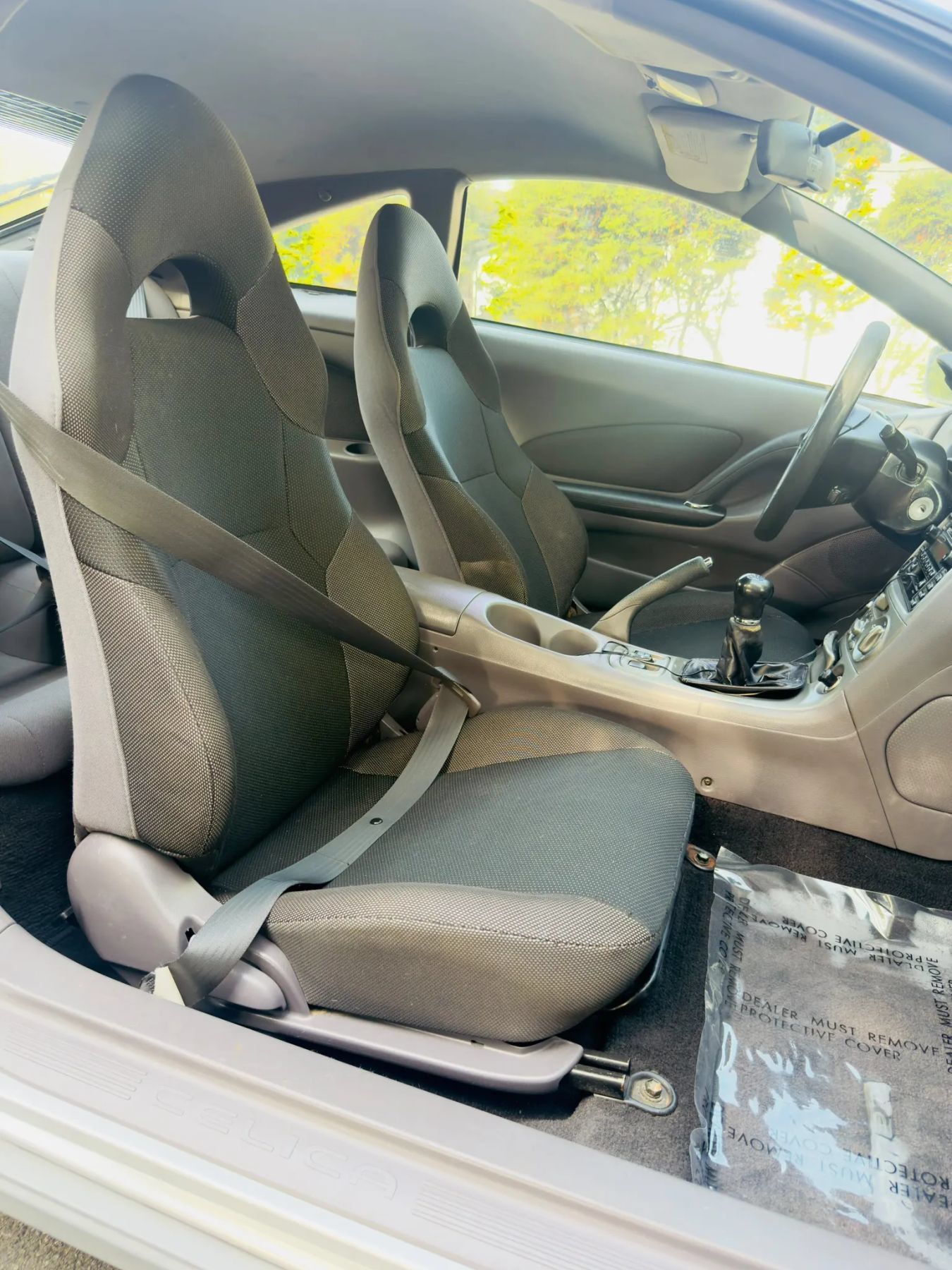 Used 2000 Toyota Celica GT FWD image 11