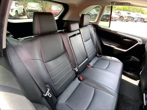 Used 2024 Toyota RAV4 XLE Premium image 20