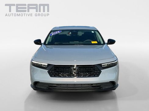 Used 2025 Honda Accord SE image 2