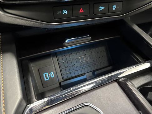 Used 2024 Ford Expedition Max Platinum image 25