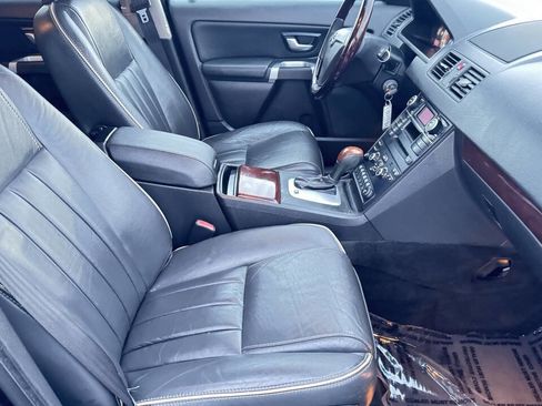 Used 2013 Volvo XC90 3.2 image 24