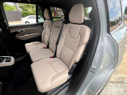 New 2026 Volvo XC90 B6 Plus w/ Protection Package Premier AWD/4WD image 22