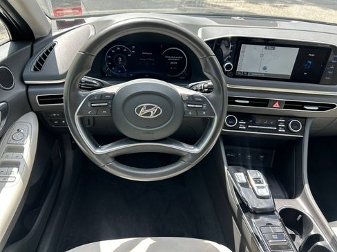 Used 2023 Hyundai Sonata SEL w/ Convenience Package FWD image 15