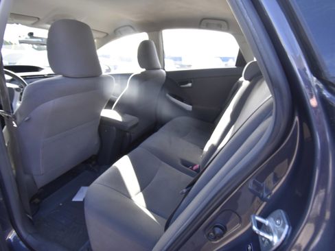 Used 2011 Toyota Prius Three image 8