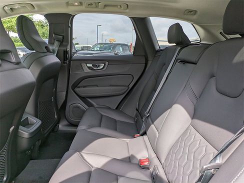 New 2026 Volvo XC60 B5 Core w/ Climate Package image 14