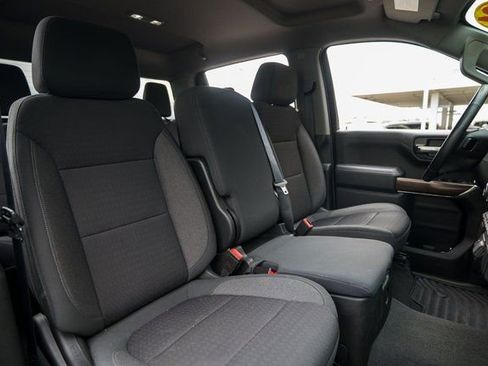 Used 2021 Chevrolet Silverado 1500 LT image 18