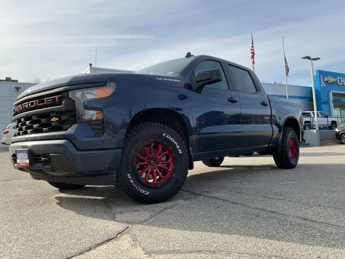 Certified 2023 Chevrolet Silverado 1500 Custom AWD/4WD image 2