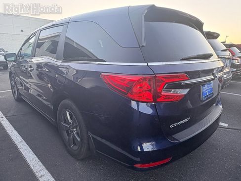 Used 2024 Honda Odyssey EX image 3