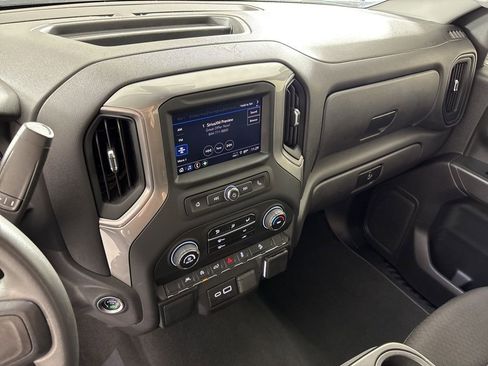 Used 2024 Chevrolet Silverado 1500 Custom Trail Boss w/ LPO, Dark Essentials Package image 28