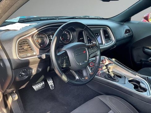 Used 2020 Dodge Challenger SXT AWD/4WD image 16