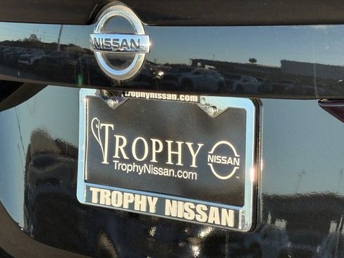 Certified 2023 Nissan Sentra SR image 8