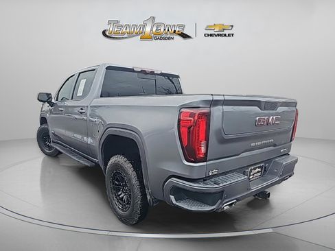 Used 2022 GMC Sierra 1500 AT4 w/ AT4 Premium Package image 2