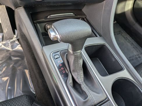 Used 2020 Kia Optima LX image 16