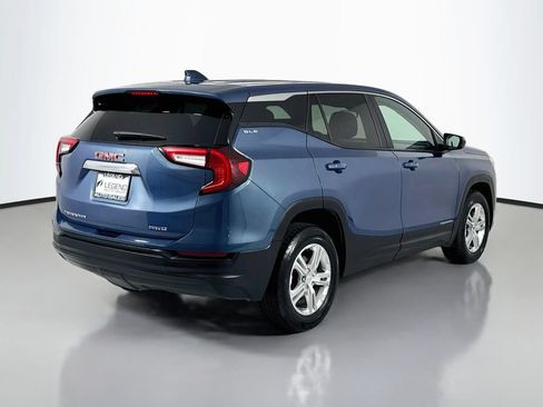 Used 2024 GMC Terrain SLE AWD/4WD image 5