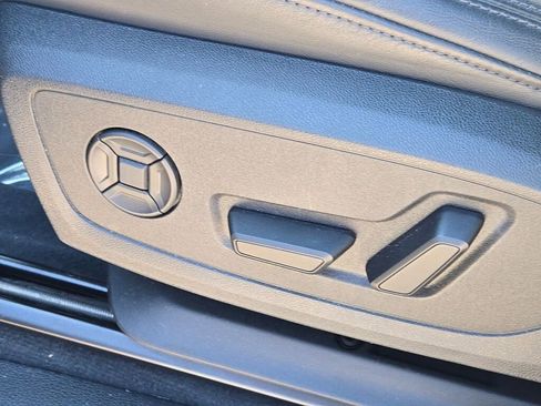 Used 2025 Audi Q3 2.0T Premium image 26