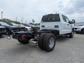 New 2026 Ford F350 XL w/ XL Chrome Package AWD/4WD video 3