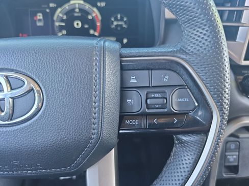 Used 2024 Toyota Tundra Limited AWD/4WD image 22
