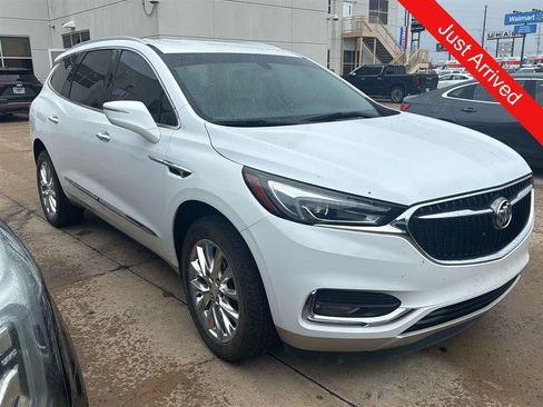 Used 2020 Buick Enclave Essence w/ LPO, Floor Liner Package FWD image 2