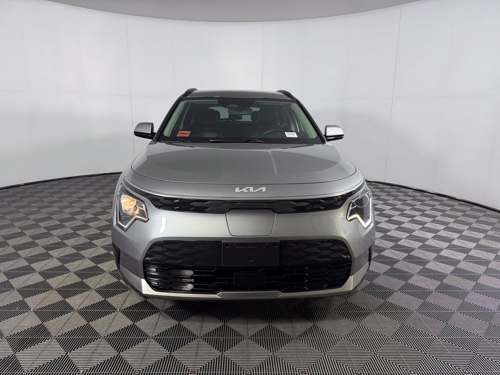 Used 2024 Kia Niro Wind FWD image 2
