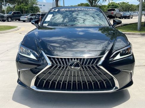 Certified 2024 Lexus ES 350 w/ Premium Package FWD image 2
